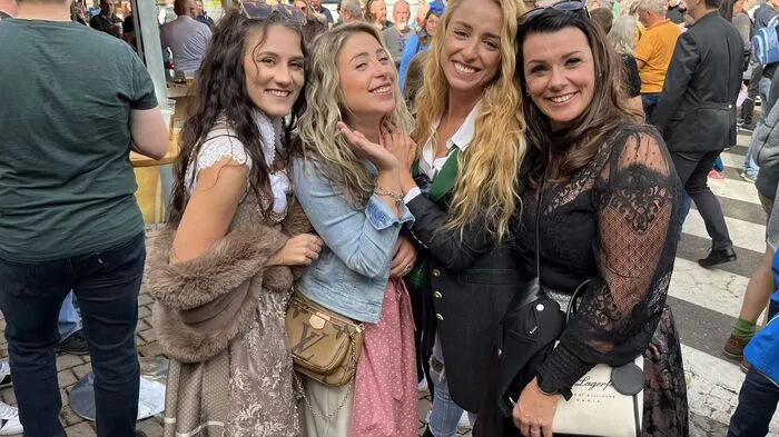 Klicken Sie sich durch die Fotos!