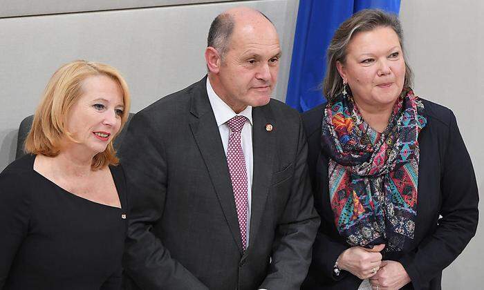 Die Präsidenten des Nationalrats: Wolfgang Sobotka (ÖVP), Doris Bures (SPÖ)und Anneliese Kitzmüller (FPÖ) 