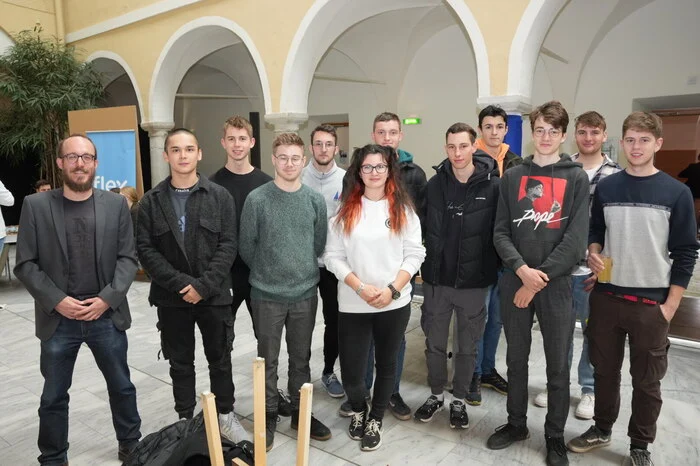 Die HTL Spittal informiert sich über die Angebote