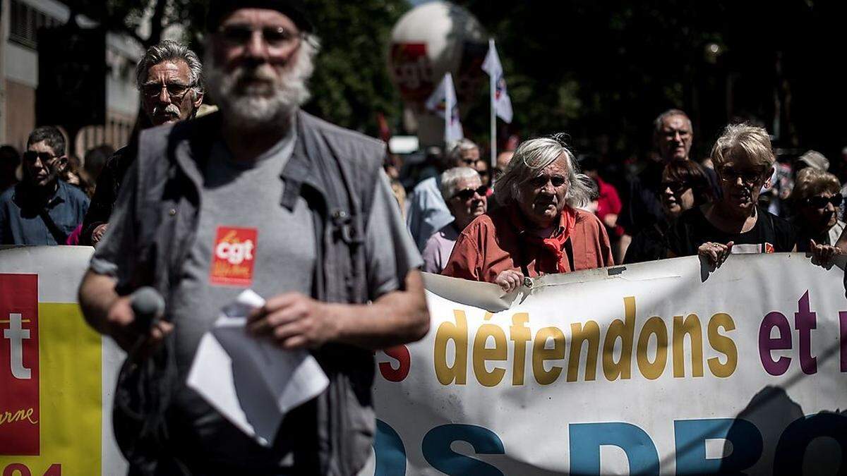 Die Pensionisten, die gegen Verschlechterungen bei ihren Pensionen kämpfen, sind ein Teil der Protestbewegung in Frankreich