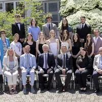 Die frischgebackenen Absolventen der Klasse 5AJ der HAK/HAS Leibnitz