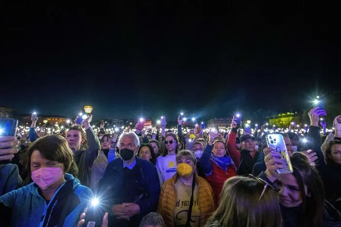 Das Lichtermeer als starkes Bilder der Solidarität