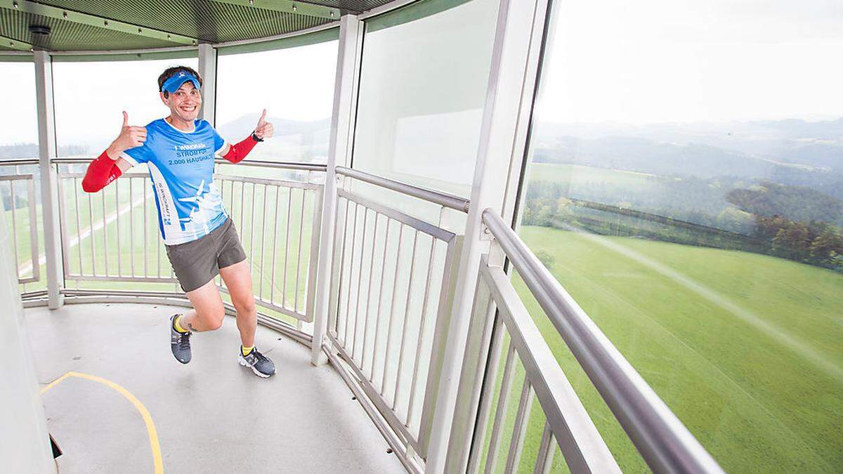 Kreisläufer: Rainer Predl lief in der Aussichtsplattform eines Windrads einen Marathon