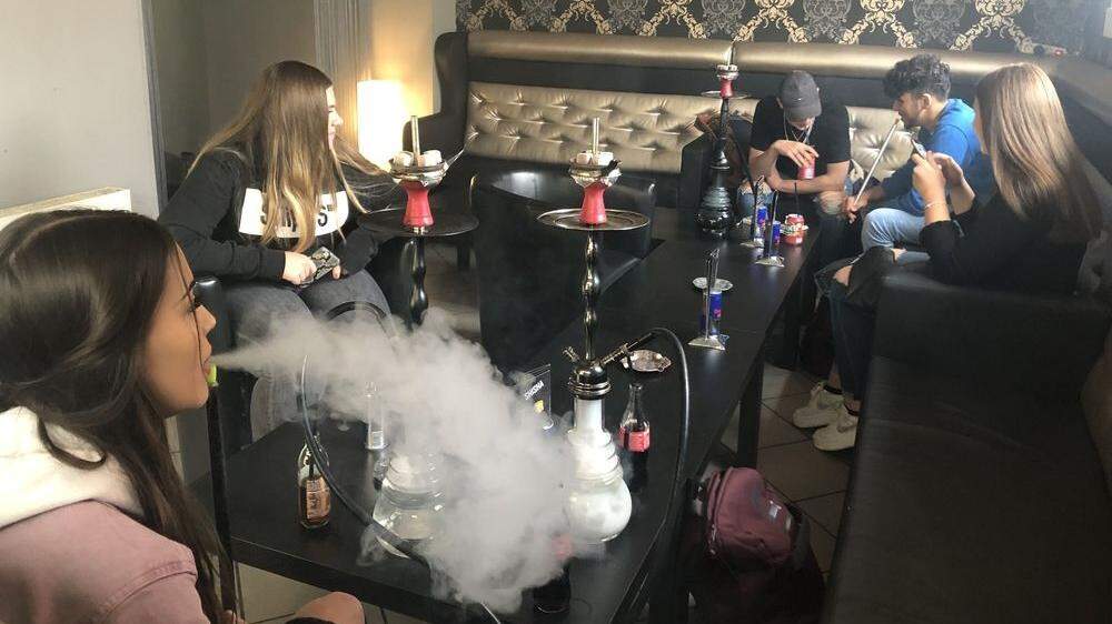 Das Rauchverbot gilt auch für Shisha-Bars. Für sie – etwa für dasVillacher Lokal „Cleopatra“ (im Bild) – ist die Regelung existenzbedrohend 