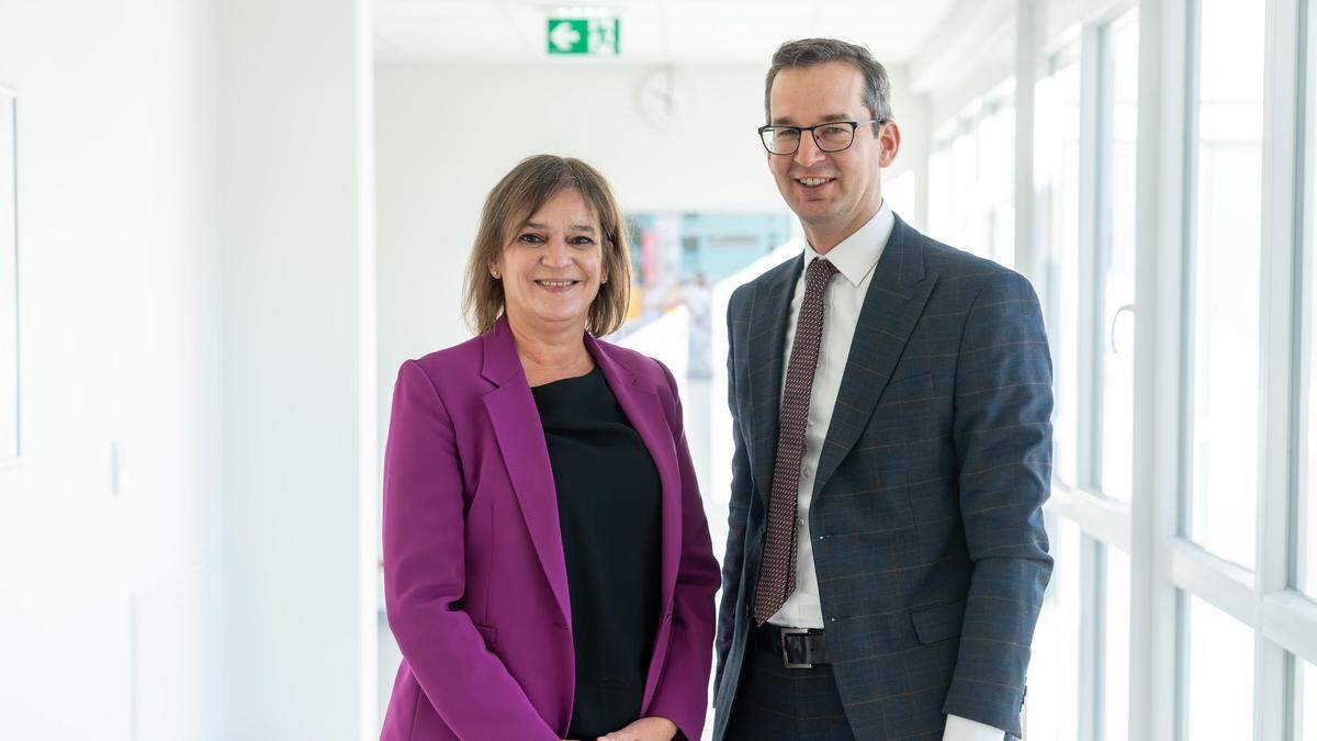 FH Joanneum Geschäftsführer Martin Payer und Volkshilfe Steiermark Geschäftsführerin Brigitte Schafarik über die Zukunft der Pflegeausbildung