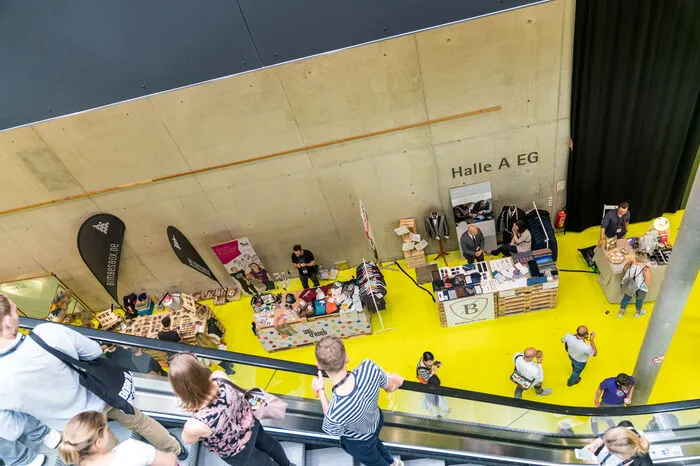 Mit dem Ticketverkauf zeigen sich die Veranstalter der Konferenz hochzufrieden: „Ja, wir schaffen die 6000 Gäste und werden damit einen Teilnehmerrekord vermelden können“, heißt es auf Nachfrage.