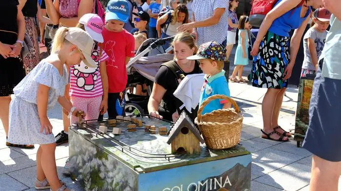 Ein Kinderspaß der Extraklasse: die Murmelbahnen am Johannesplatz 