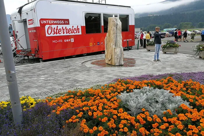Das mobile Studio wird nach der Station in Niederwölz auf dem Hauptplatz in Judenburg aufgebaut. Von hier aus wird die Sendung am Dienstag, 3. September, ausgestrahlt. Gast ist unter anderem Kabarettist Alf Poier.