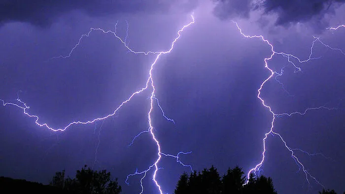 Blitzschlag löste Stromausfall aus