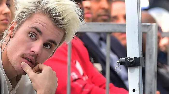 Wieder da - und wie: Justin Bieber zeigt auf Youtube sich und sein Leben 