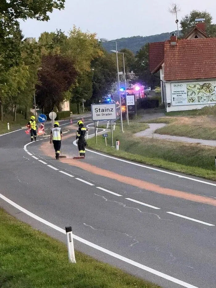 Die Ölspur zog sich durch Stainz bei Straden