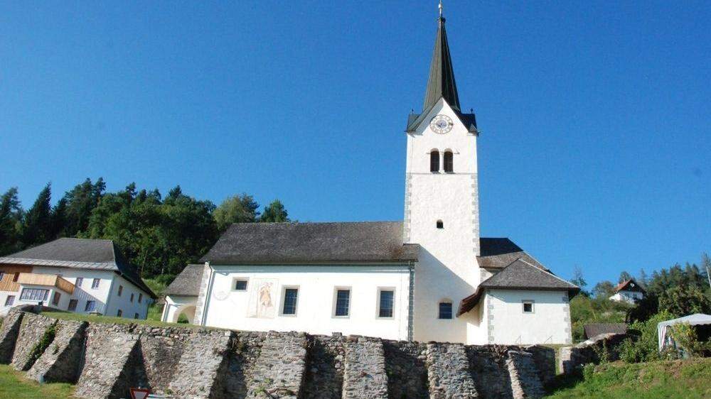 Rund um die Kirche St. Martin am Techelsberg soll ein neues Ortszentrum entstehen 