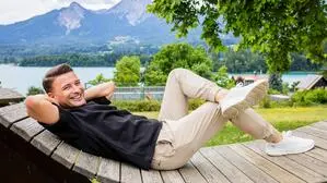 Marco Ventre an seinem "Energieplatz“ in Drobollach am Faaker See