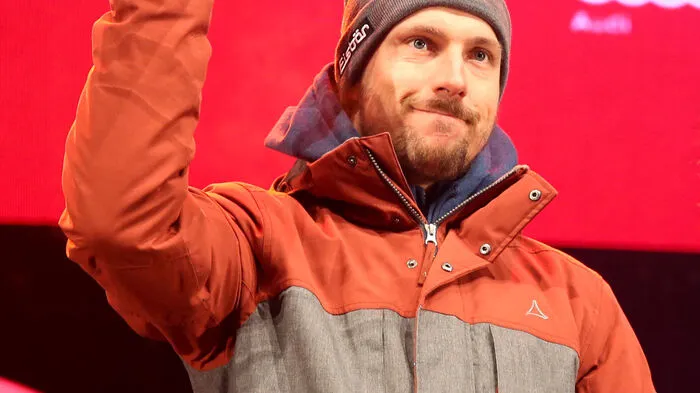 2017/18 holte Marcel Hirscher seinen bereits siebenten Gesamtweltcupsieg in Serie. Zudem holte er sich die kleinen Slalom-Kristallkugel und auch Riesentorlauf-Kristall (Bild).