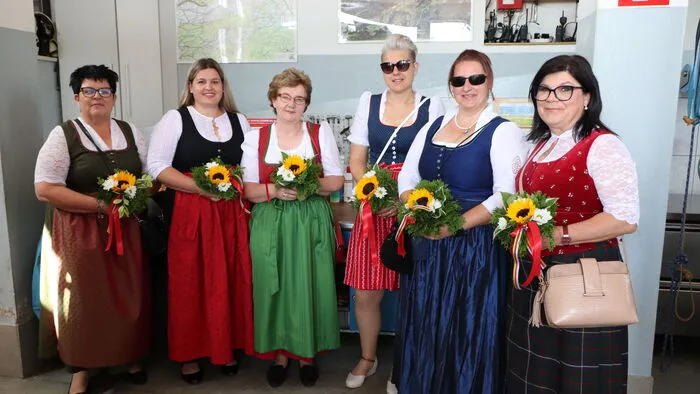 Die Patinnen von Links: Astrid Würcher, Jasmin Wiggisser, Barbara Ninaus, Kathrin Gruber, Cornelia Stadtmann und Judith Modritsch.