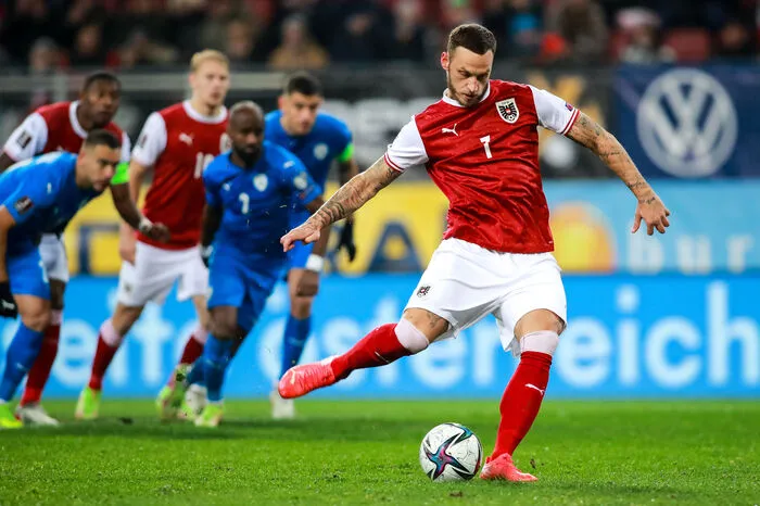 Marko Arnautovic: 5 Der Bologna-Legionär war praktisch an jeder Offensivaktion der Österreicher beteiligt. Traf in seinem 95. Länderspiel zum 1:1, legte das 3:2 von Louis Schaub mustergültig auf.