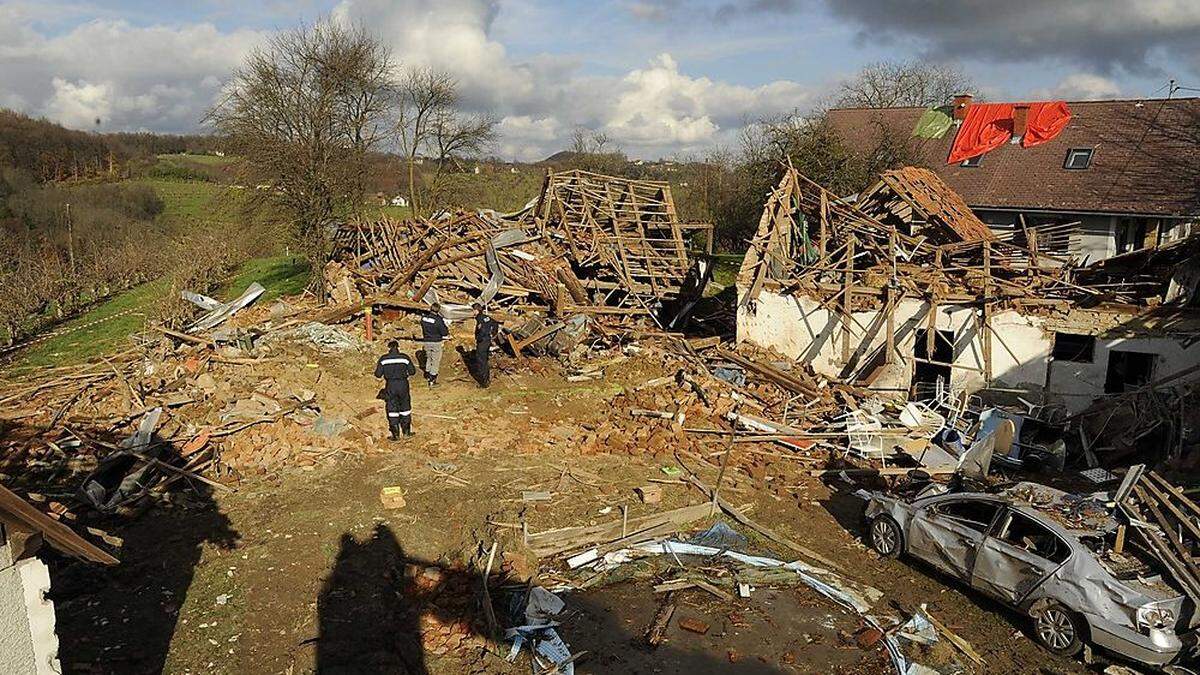 Verheerende Explosion: Vater und Sohn starben