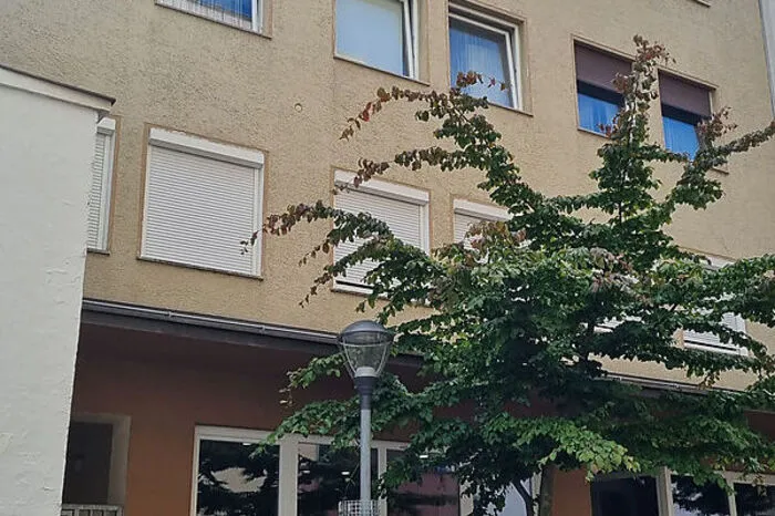 Eigentümer: Werner Leitner, Günther Clementschitsch, Isabella Edlinger, Alban Cekani, Josef Leitner, Anita Leitner Unternehmen/Mieter: AC Dentallabor