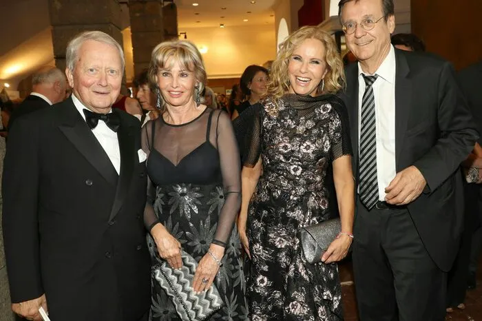 Freuten sich auf die "Zauberflöte": (v.l.) Wolfgang Porsche, Claudia Hübner, Katja Burkhard und Hans Mahr 