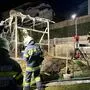 Die Feuerwehrleute konnten ein Übergreifen der Flammen verhindern