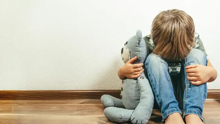 Kinder mit Autismus könnten ohne persönliche Schulassistenz nicht am Regelunterricht teilnehmen (Symbolfoto)
