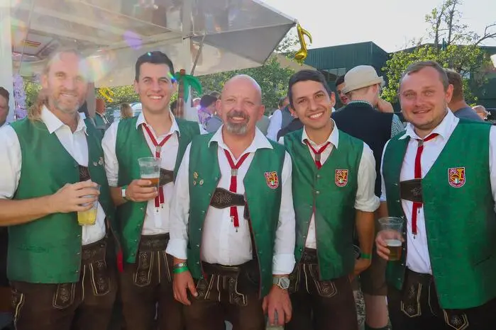 Ausklang der Festtage bildete der Frühschoppen am Sonntag, nach dem noch in den Tag hinein musiziert wurde.