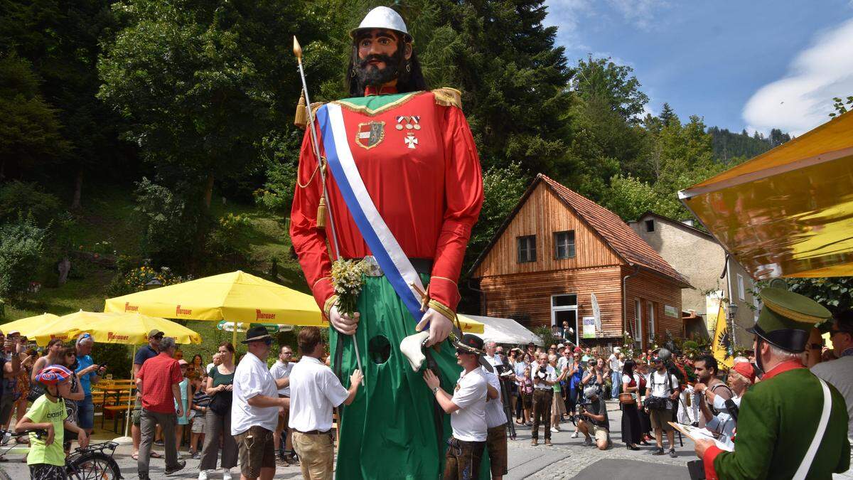 Der Samsonumzug am Montag war der gesellschaftliche Höhepunkt des Samsonfestes der Murauer Bürgergarde