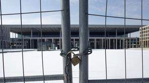 Flughafen fertig, Betreiber Pleite: Der neue Berliner Airport