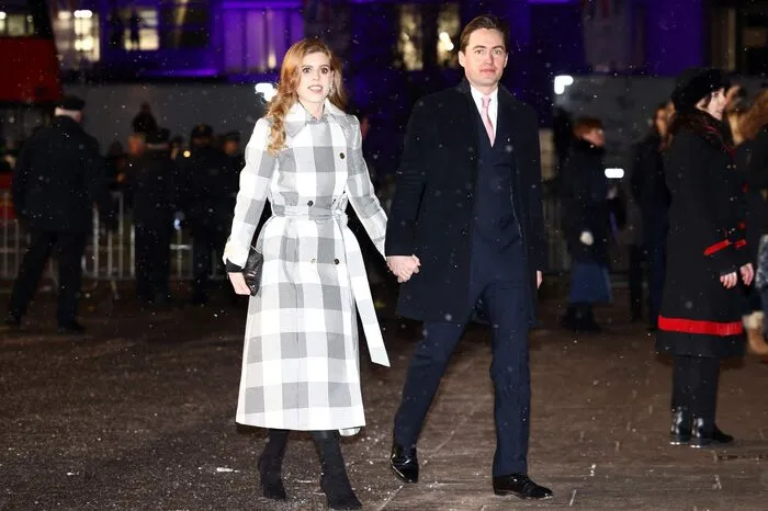 Auch Prinzessin Beatrice, Tochter von Prinz Andrew, nahm mit ihrem Ehemann Edoardo Mapelli Mozzi an den Feierlichkeiten teil.  