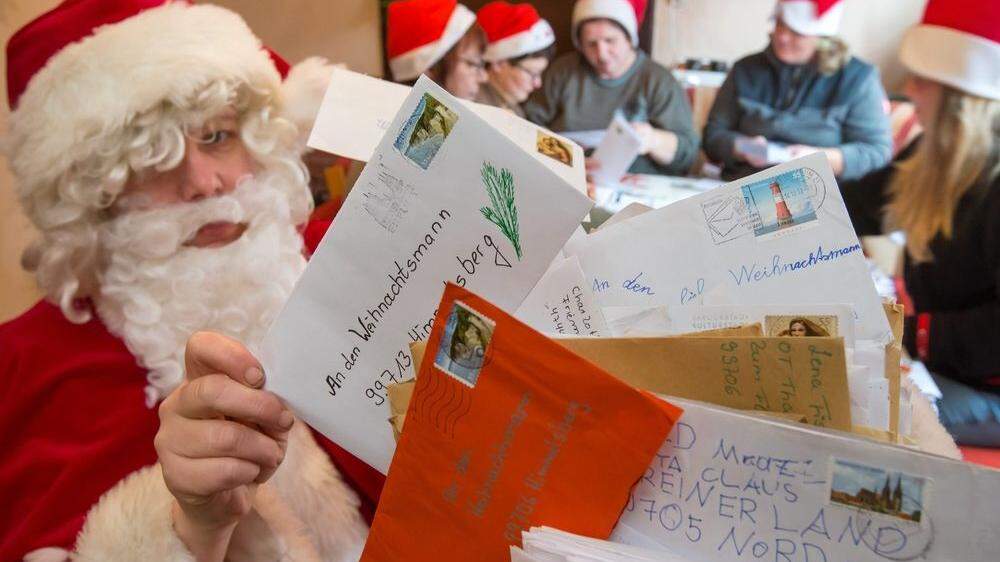 Die Weihnachtszeit ist eine Hochzeit für Brief- und Paketversender