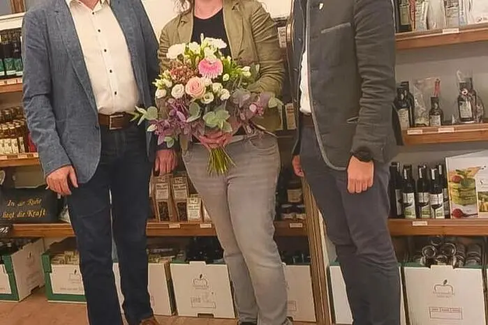 Bürgermeister Johann Fiedler und Vizebürgermeister Herbert Ferstl ließen es sich nicht nehmen, ihre Glückwünsche auszusprechen.