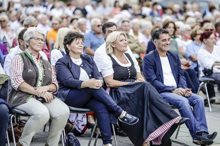Klicken Sie sich durch die Bilder!