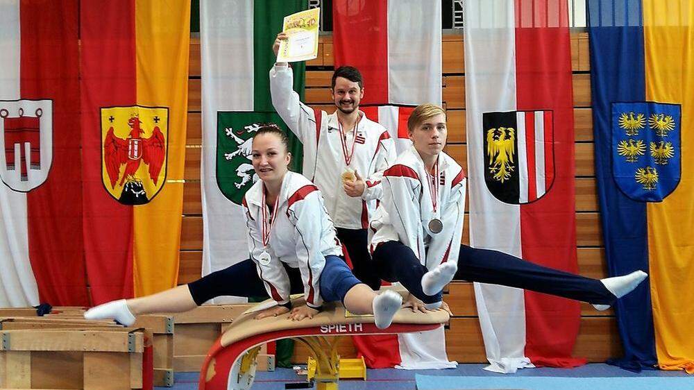 Corrina Goisjak, Alexander Gratz und Rupert Schneider vom ATUS Köflach zeigten bei den österreichischen Meisterschaften im Turnen auf