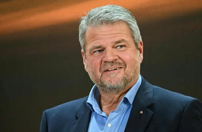 ABD0221_20230305 - KLAGENFURT - ÖSTERREICH: Team-Kärnten-Spitzenkandidat Gerhard Köfer im Rahmen der Landtagswahl Kärnten am Sonntag, 5. März 2023, in der Landesregierung in Klagenfurt. - FOTO: APA/BARBARA GINDL