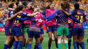 Die Barcelona-Frauen jubeln: Sie stehen einmal mehr im Finale der Champions League 