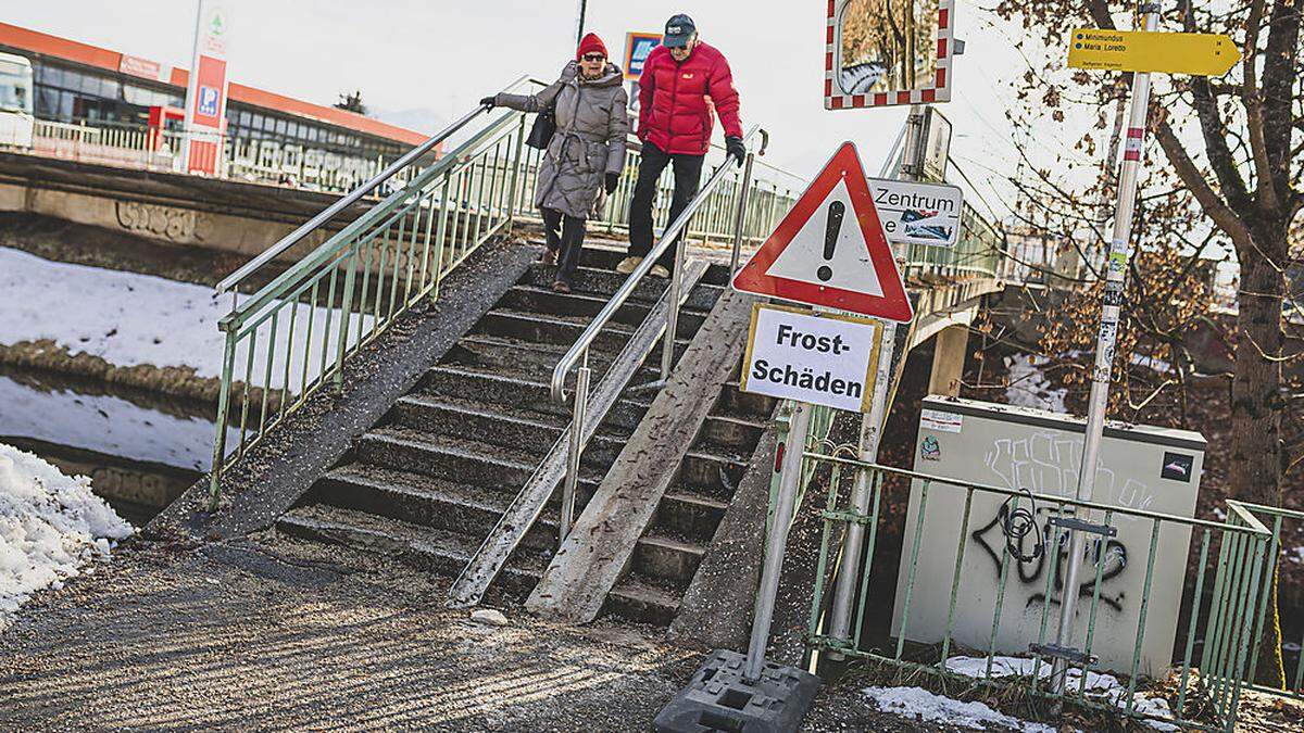 Frostschäden machen den Heinzelsteg zur Gefahrenstelle