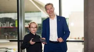 Neffe und Onkel mit technologischem Gespür: Felix Warga und Markus Fallenböck 