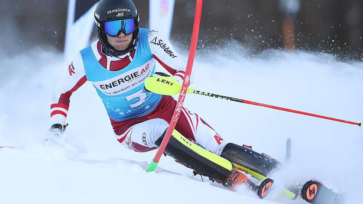 Heute wirft sich Slalom-Ass Kilian Pramstaller zum ersten Mal durch den Stangenwald eines Weltcupslaloms