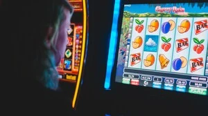 Schulden von mehreren tausend Euro sind bei Spielsüchtigen keine Seltenheit.