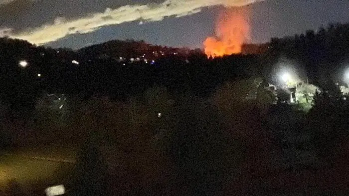 Die Florianis aus Stainz, Bad Gams und der Betriebsfeuerwehr Magna standen im Großeinsatz.