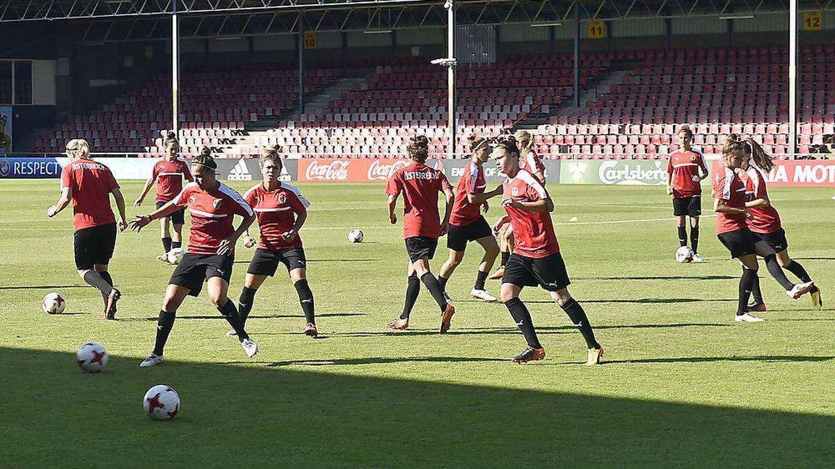 Österreichs Frauen-Nationalteam startet gegen Serbien in die WM-Qualifikation