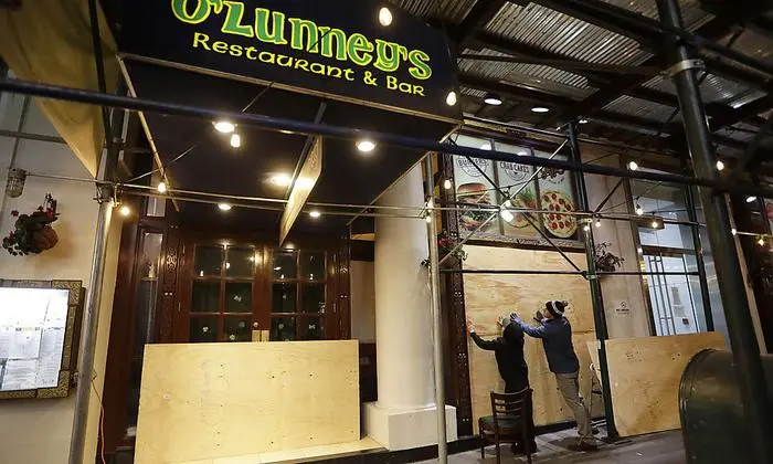 Die Stadt, die niemals geschlafen hat, verriegelt sich