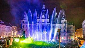 Auch heuer wieder gibt es die große Licht- und Wassershow zu Silvester am Grazer Hauptplatz