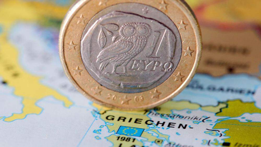 Die Euro-Finanzminister berate über die Rettungsprogramme für Griechenland und Zypern.
