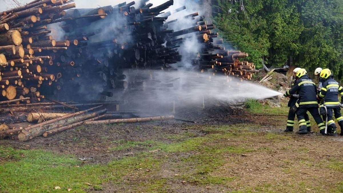 Nach zwei Stunden war das Feuer gelöscht