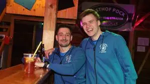 400 Gäste feierten am Karsamstag in der „Wognradlbar“ in Laasen