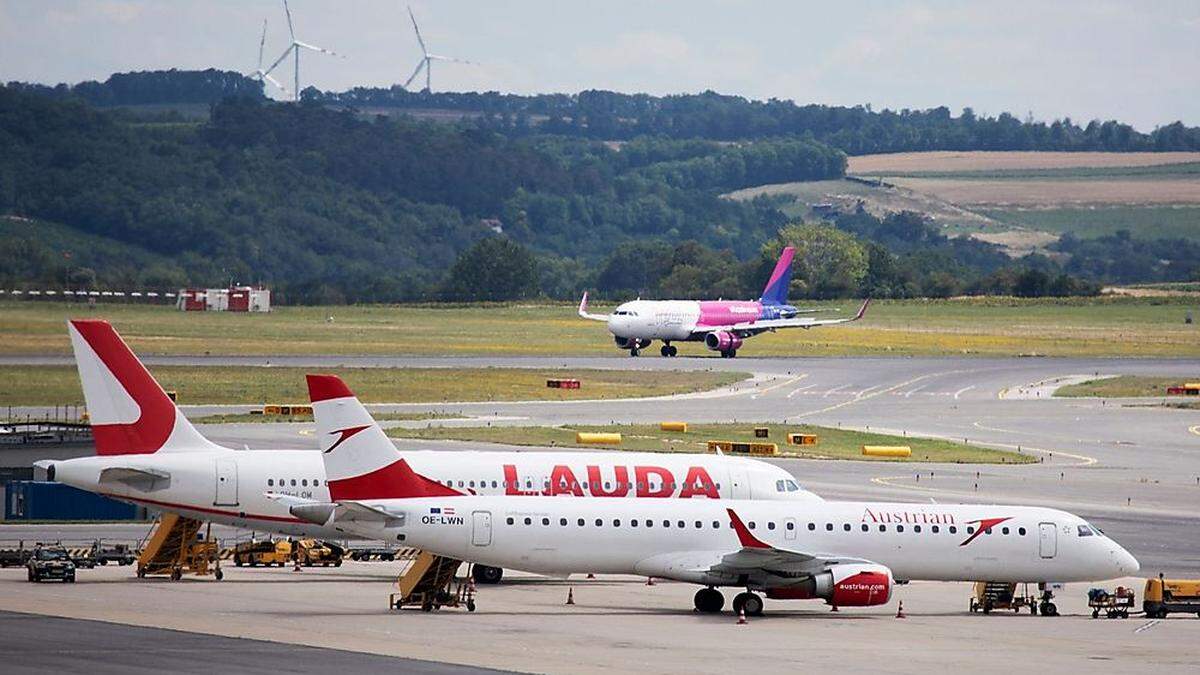 Die irische Billig-Airline Ryanair hatte die österreichische Fluggesellschaft Laudamotion 2018 zur Gänze von Niki Lauda übernommen