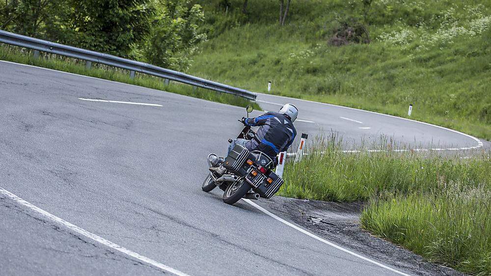 Ein Murtaler wurde bei einem Motorradunfall in Kärnten verletzt (Symbolfoto)