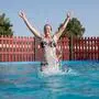 Die Nachfrage nach Thermalwasser aus Bad Bleiberg zur Befüllung von privaten Pools ist groß (Sujet)