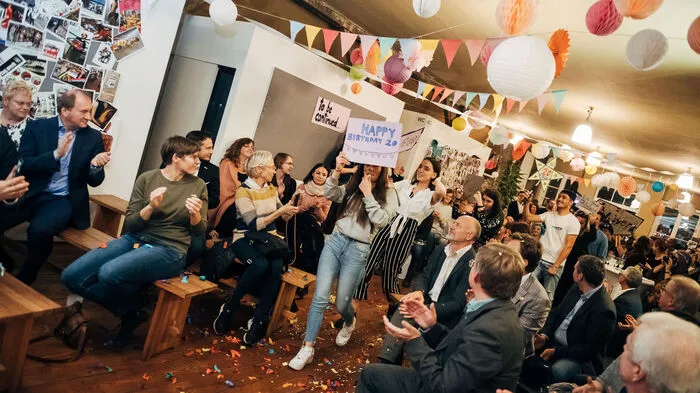 Im Lendloft ließ das tag.werk die Korken knallen. Klicken Sie sich durchdie Fotos vom Jubiläumsfest: